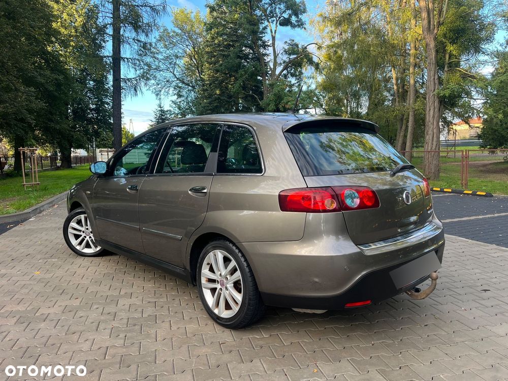 Fiat Croma 1.9 JTD Dynamic - 4