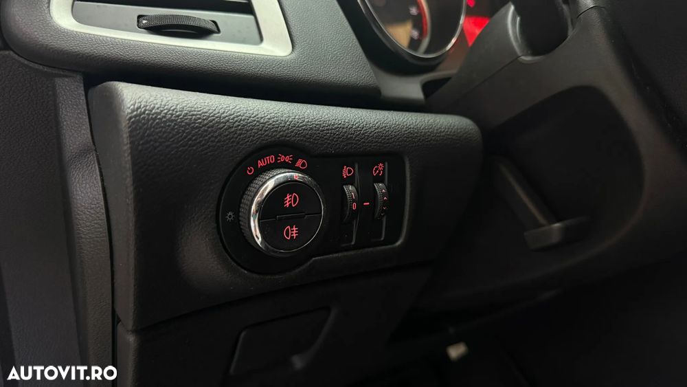 Opel Astra - 20