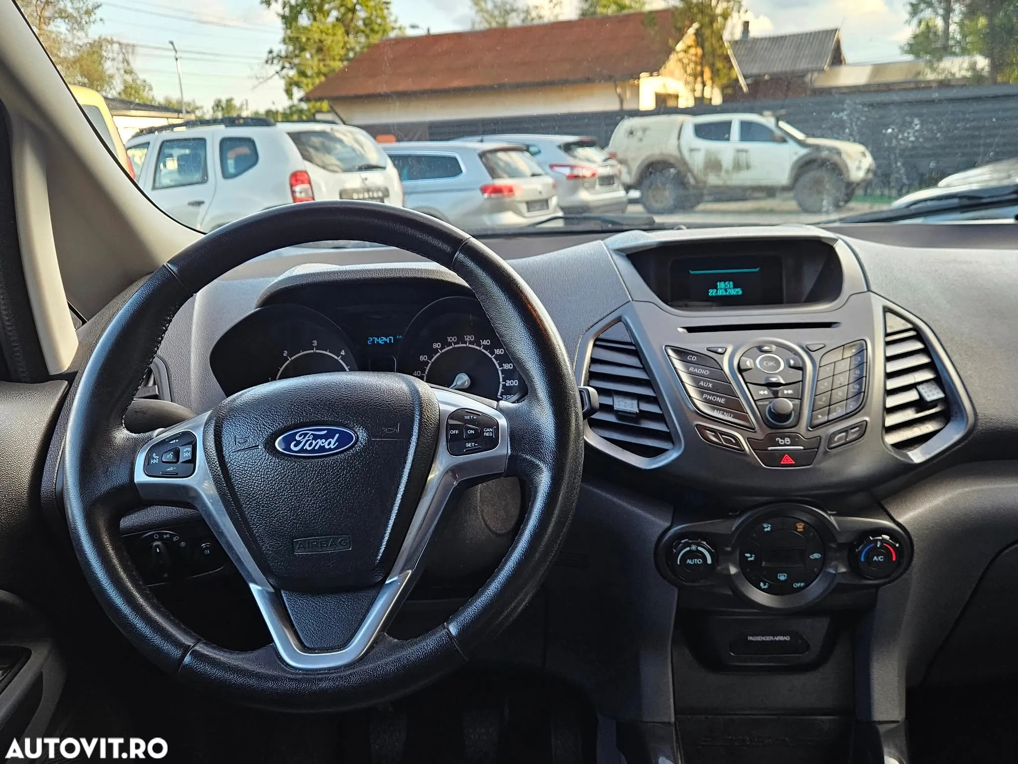 Ford EcoSport 1.5 TDCi TITANIUM - 19