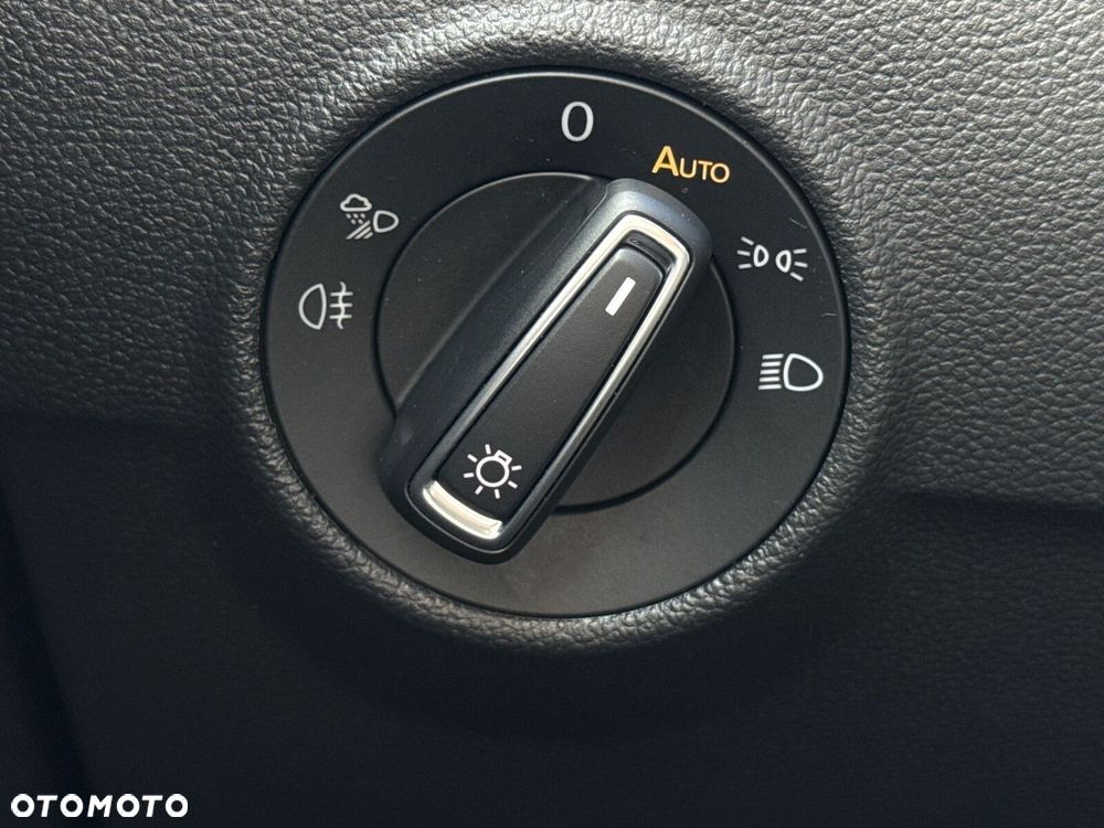 Volkswagen T-Roc 1.5 TSI Style DSG - 21