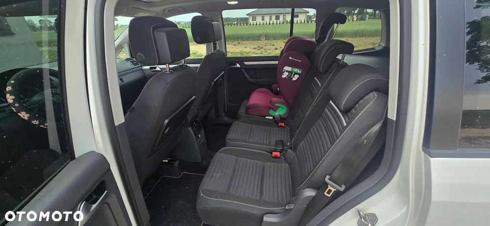 Volkswagen Touran 1.6 TDI DPF Comfortline DSG - 10