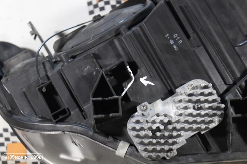 Ótica / Farol Esquerdo Bmw 4 Gran Coupe (F36)  7387541 / 03012827100 / - 4