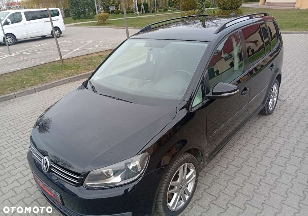 Volkswagen Touran - 5