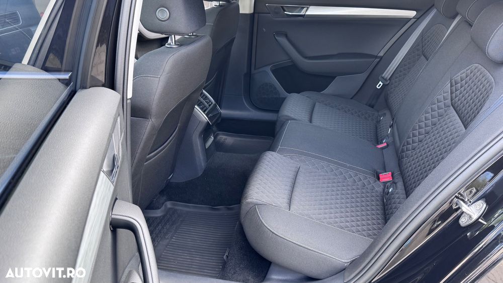 Skoda Superb 2.0 TDI DSG Style - 19