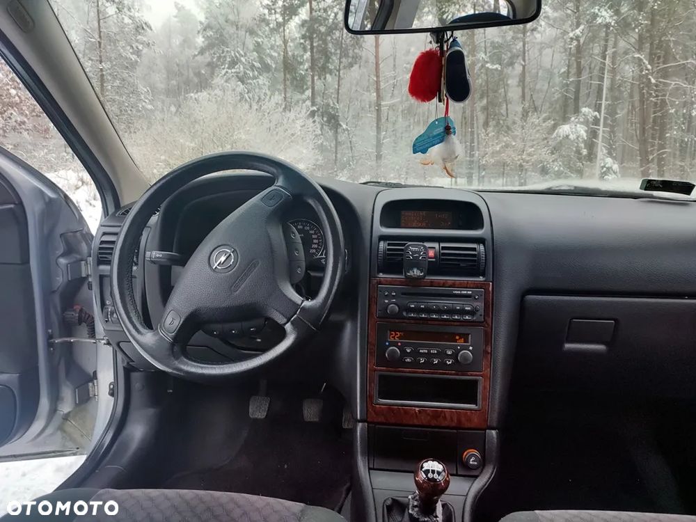 Opel Astra 1.4 GL / Club - 21