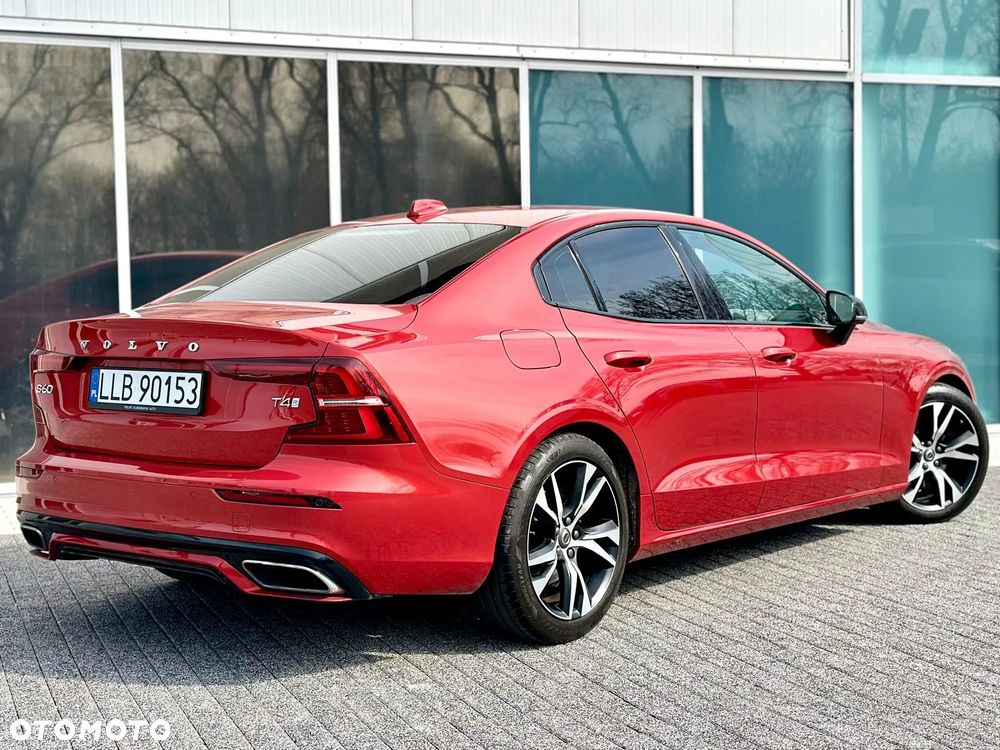 Volvo S60 T4 R-Design - 5