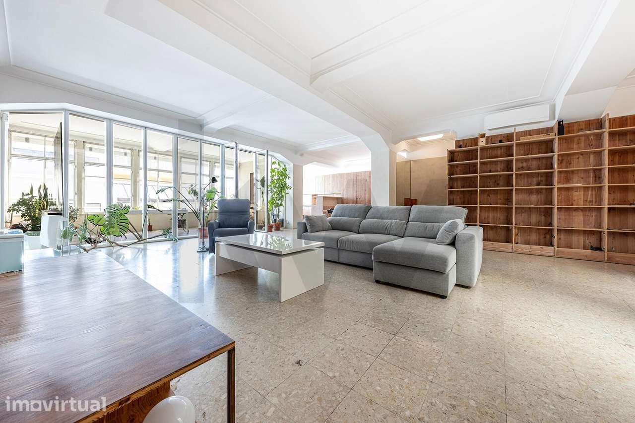 Loft Industrial Chic em Alvalade: Design de Autor e Exclusividade - Grande imagem: 2/28