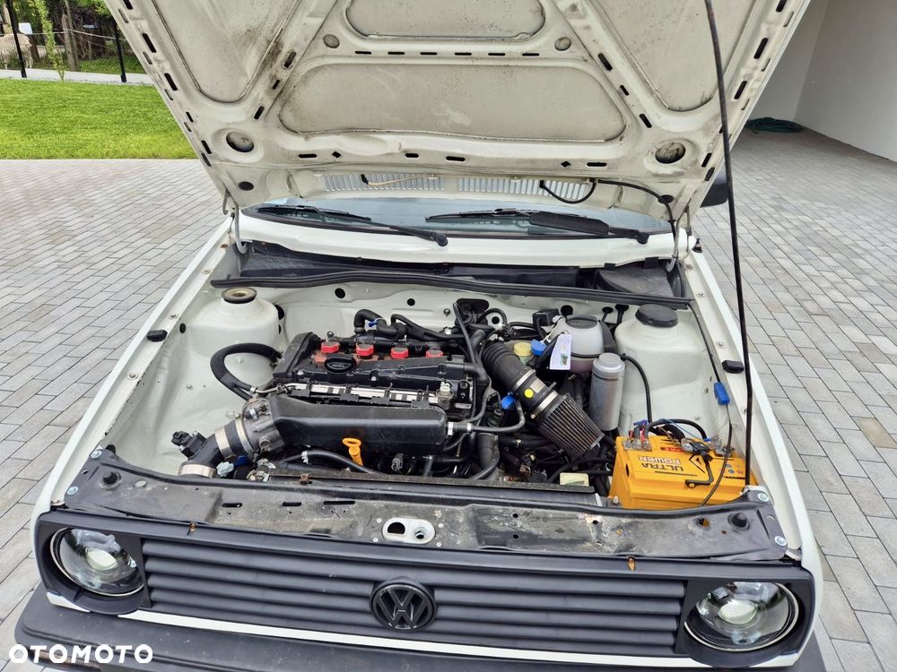 Volkswagen Golf 1.8 (C) - 22