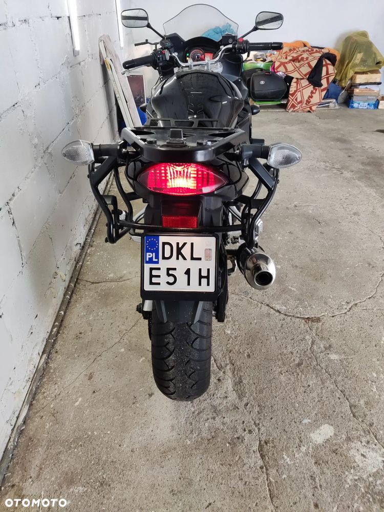 Suzuki GSX - 16