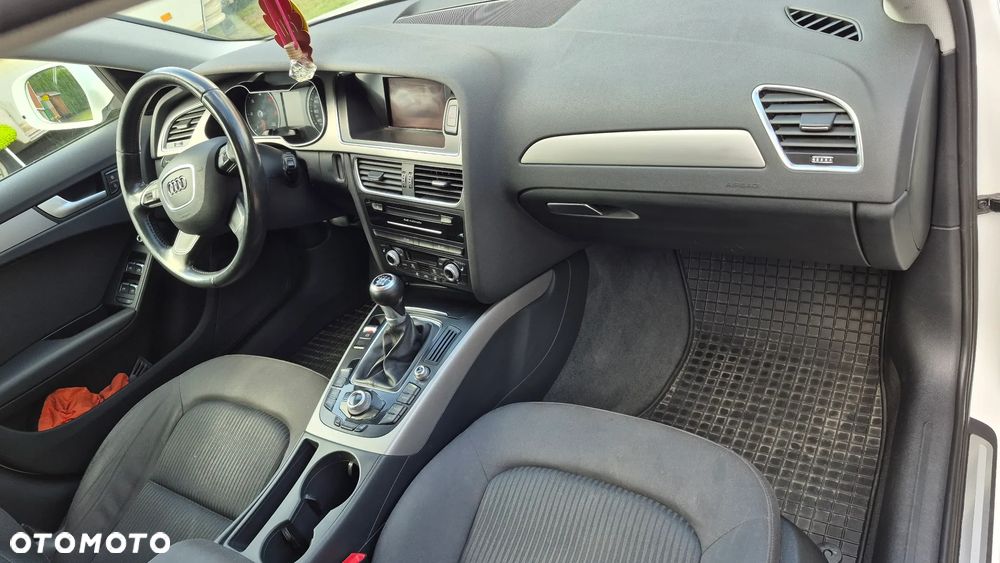Audi A4 Avant - 6