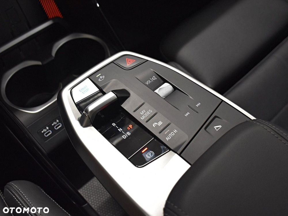 BMW iX2 xDrive30 66.5kWh M Sport Edition - 19