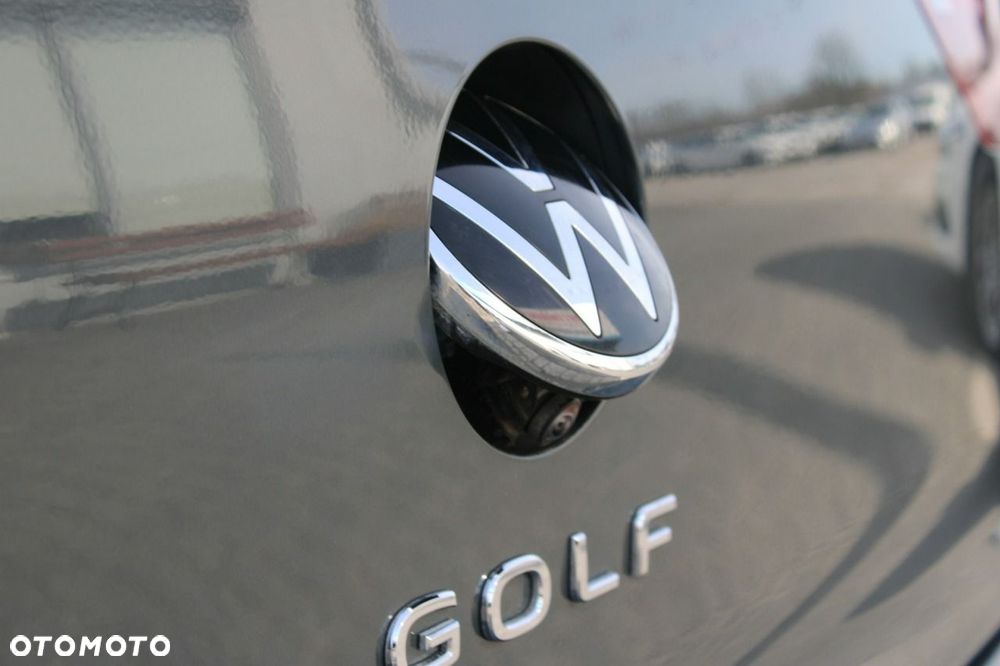 Volkswagen Golf - 14