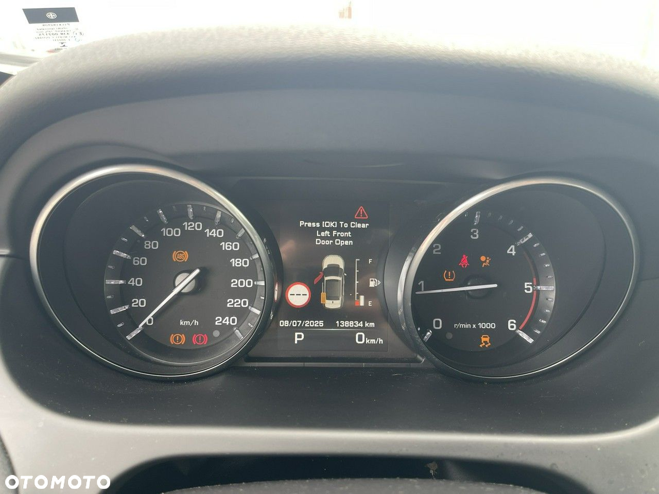 Land Rover Discovery Sport 2.0 D180 SE - 8