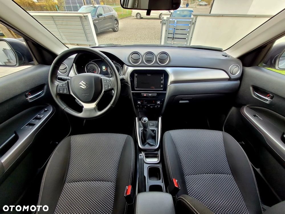 Suzuki Vitara 1.0 Boosterjet Comfort - 9