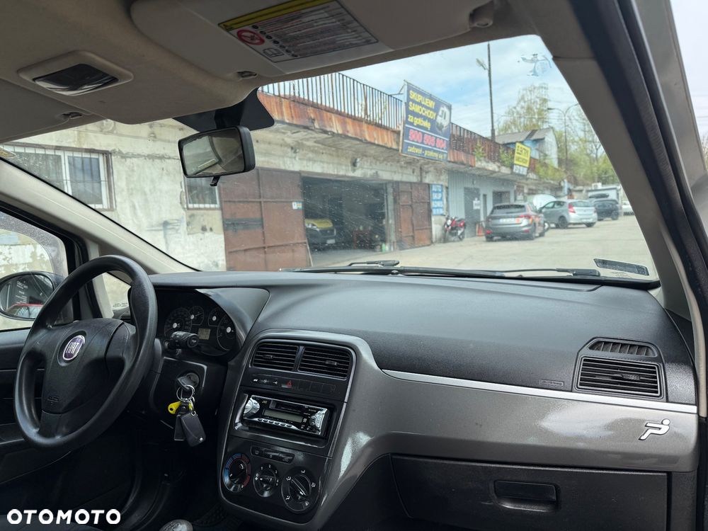 Fiat Punto 1.2 8V - 4