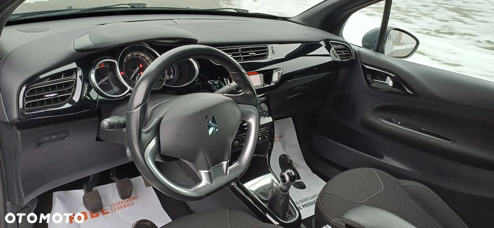 Citroën DS3 VTi 120 SoChic - 18