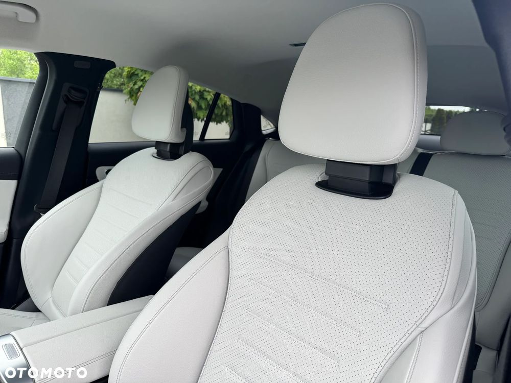 Mercedes-Benz GLC - 20