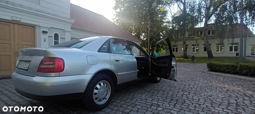 Audi A4 Avant - 3