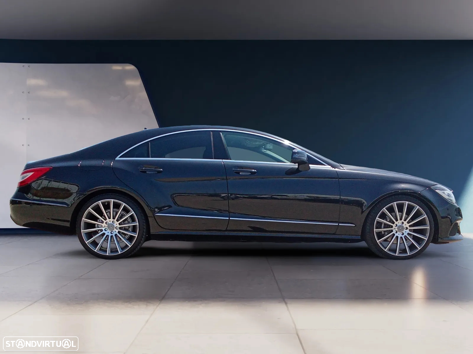 Mercedes-Benz CLS 350 BlueTEC - 4