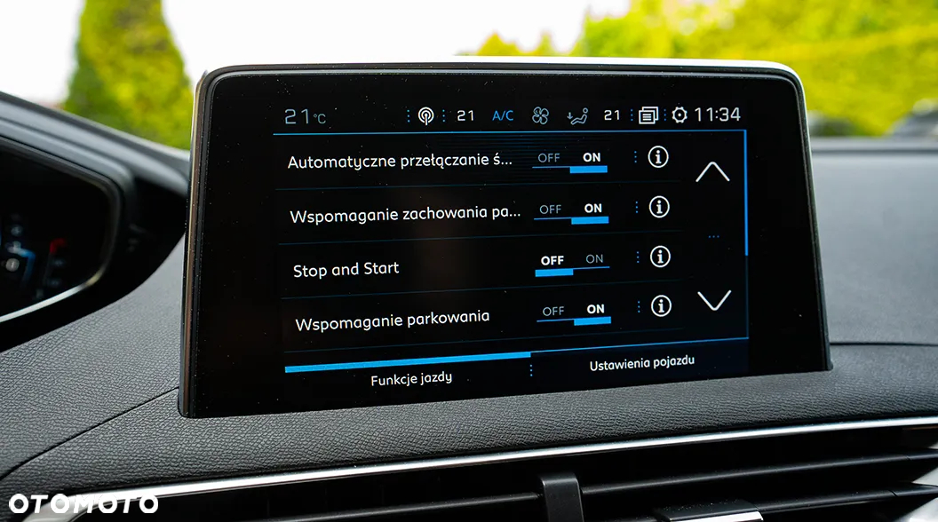 Peugeot 3008 1.5 BlueHDi Allure Pack S&S - 36