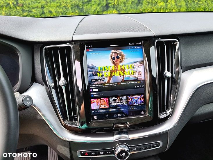 Volvo XC 60 B4 D Geartronic Momentum Pro - 37