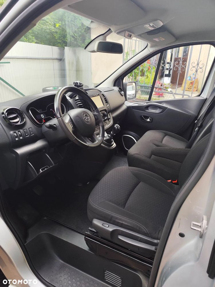 Opel Vivaro - 5