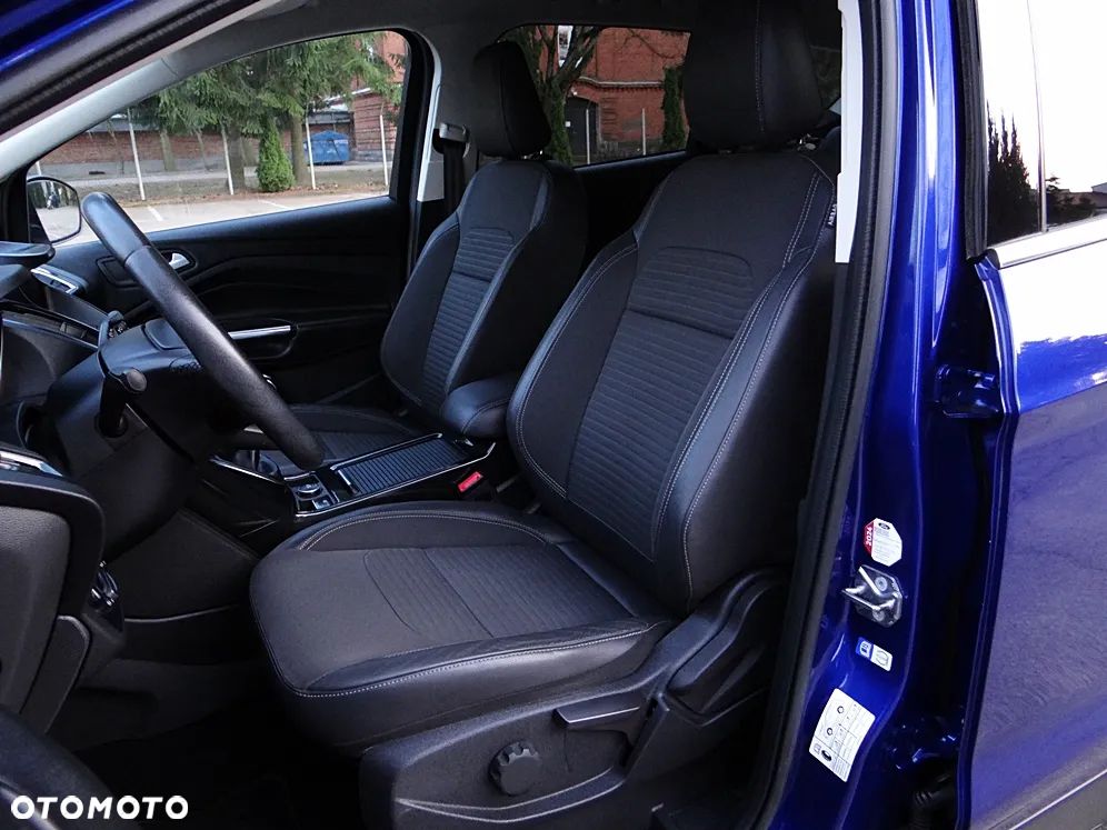 Ford Kuga 1.5 EcoBoost 2x4 Titanium - 33