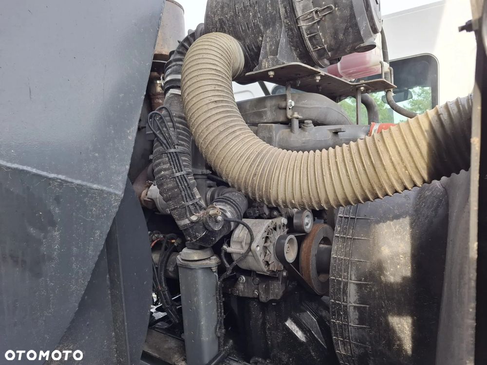 Renault Premium 260 Zamiatarka BUCHER Schorling Szczotki L/R 2 Silniki Karcher - 15