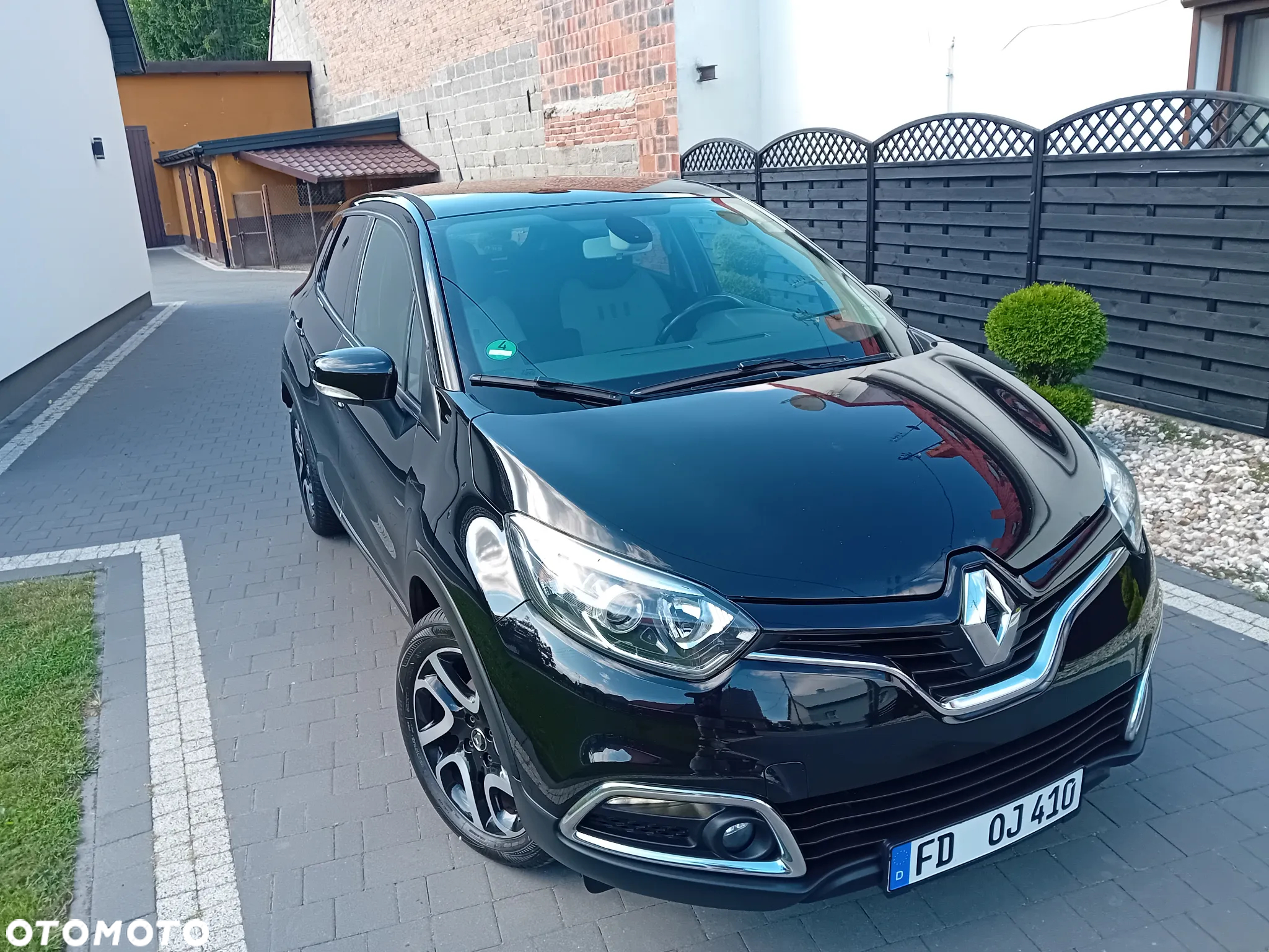 Renault Captur 1.2 Energy TCe Intens EDC - 8