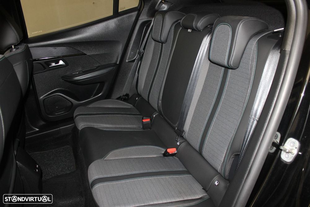 Peugeot e-2008 50 kWh Allure Pack - 5