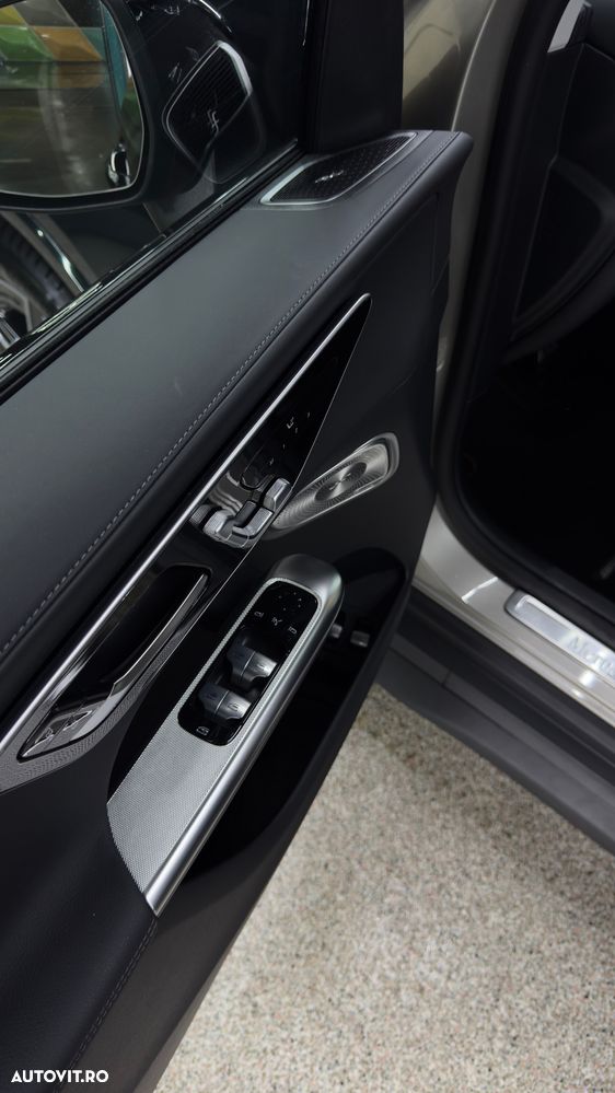 Mercedes-Benz GLC - 18