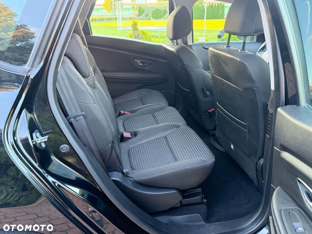 Renault Scenic - 28