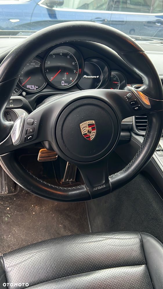 Porsche Panamera PDK - 21