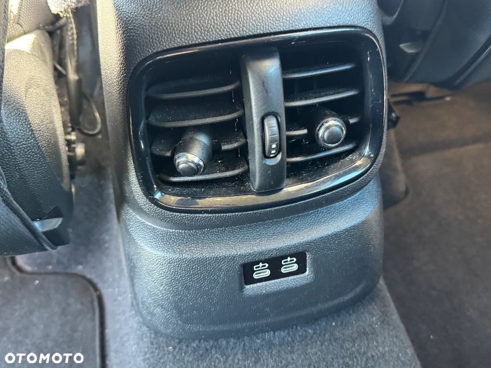 MINI Countryman One Essential Trim - 15