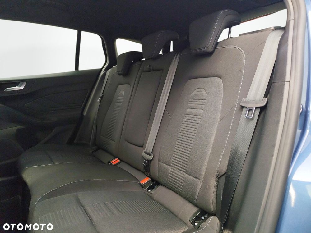 Ford Focus - 13