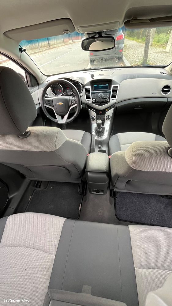 Chevrolet Cruze 2.0 VCDi LT - 11