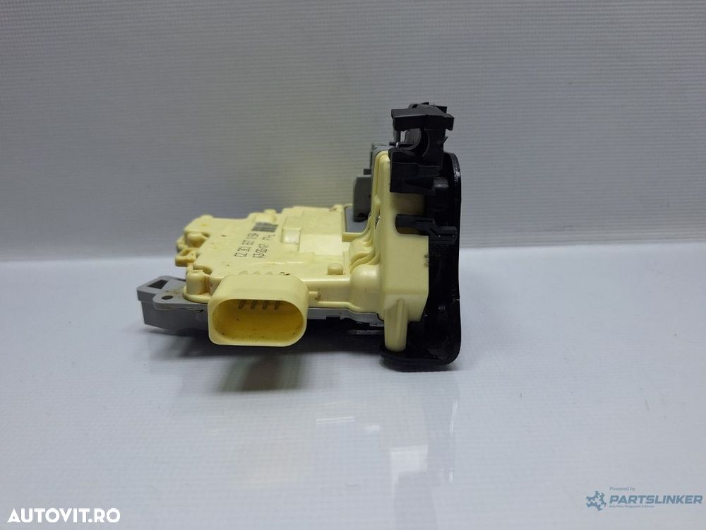 Broasca usa stanga fata VOLKSWAGEN PASSAT Variant 3C5 2005 - 2011 TDI BMP  3C1837015A - 4