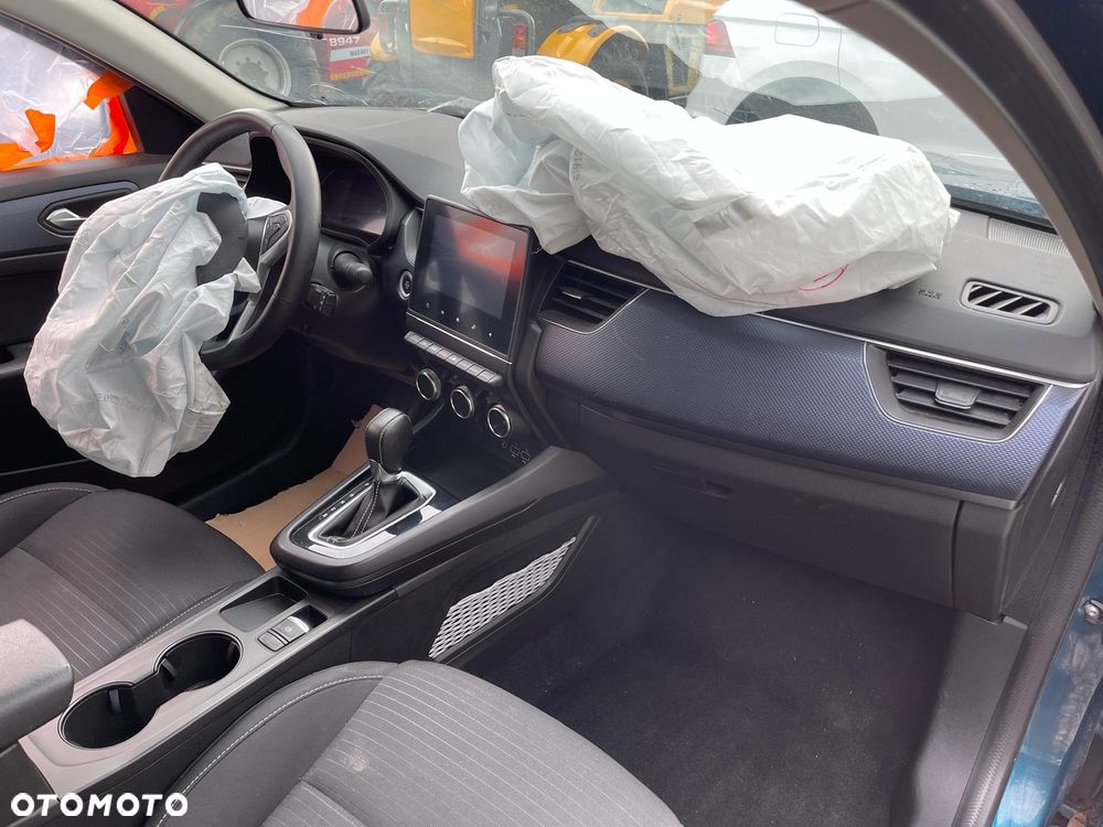 Renault Arkana 1.6 E-TECH Zen MMT - 10
