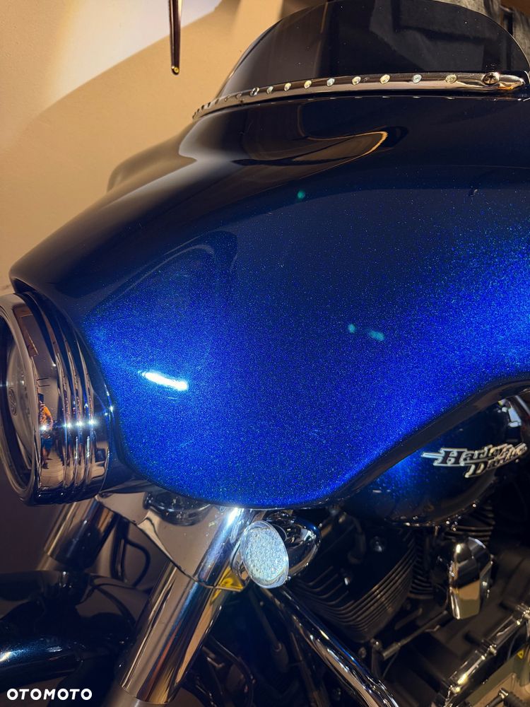 Harley-Davidson Touring Street Glide - 16