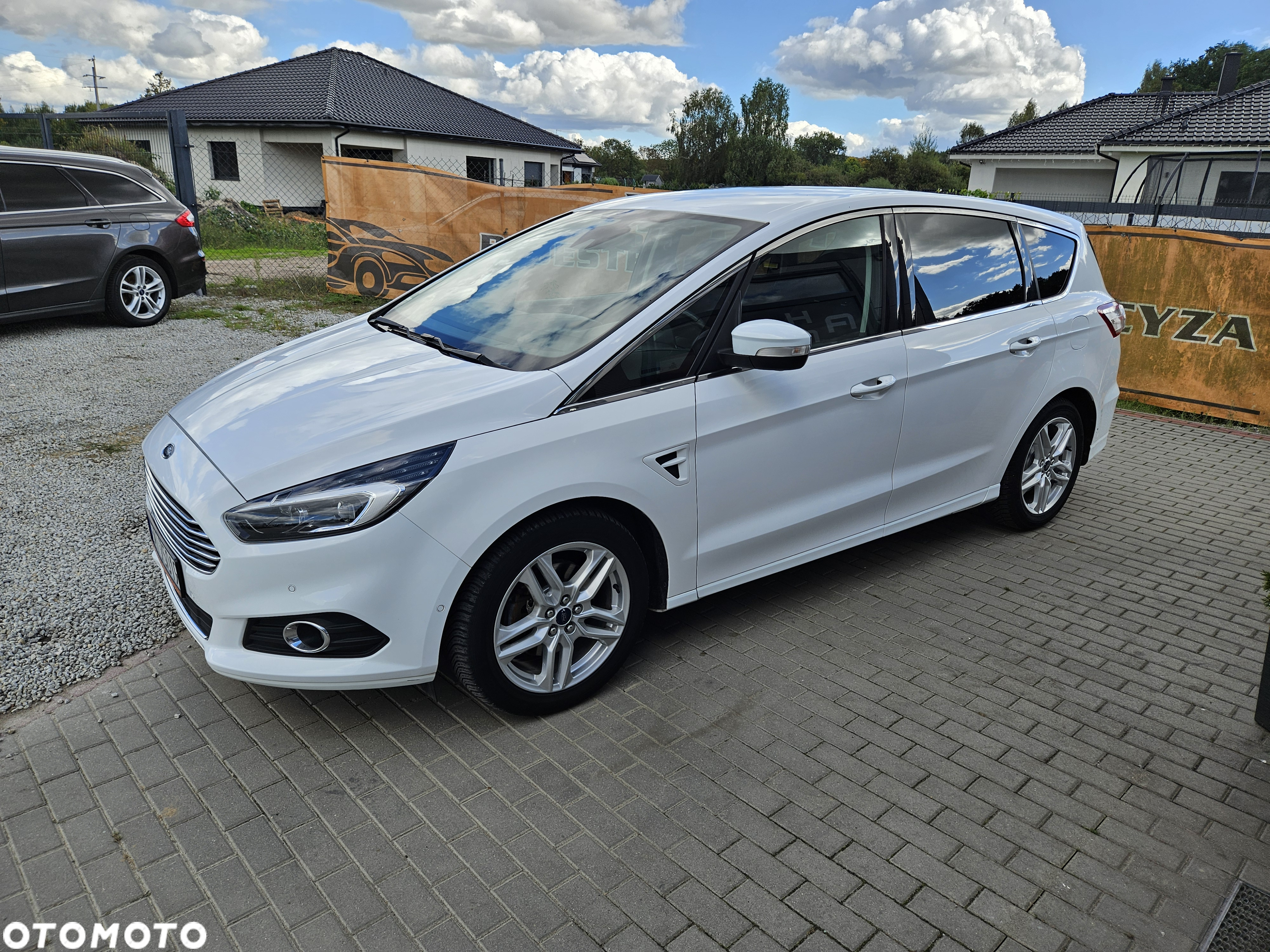 Ford S-Max 2.0 TDCi Titanium PowerShift - 13