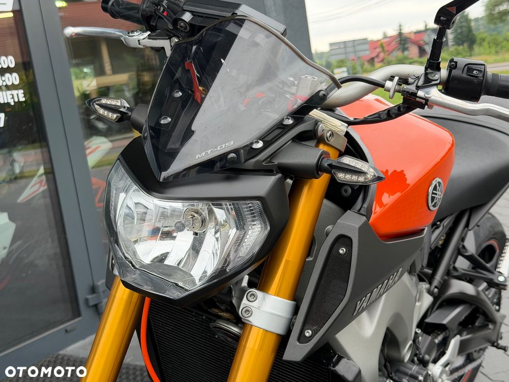 Yamaha MT - 38