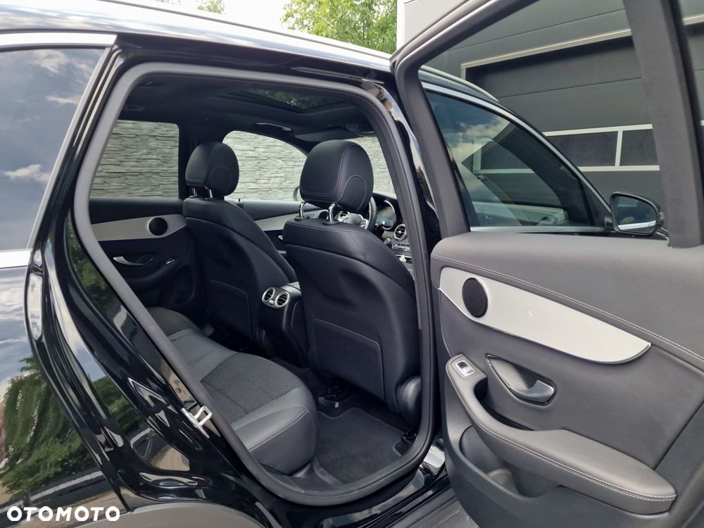 Mercedes-Benz GLC - 24