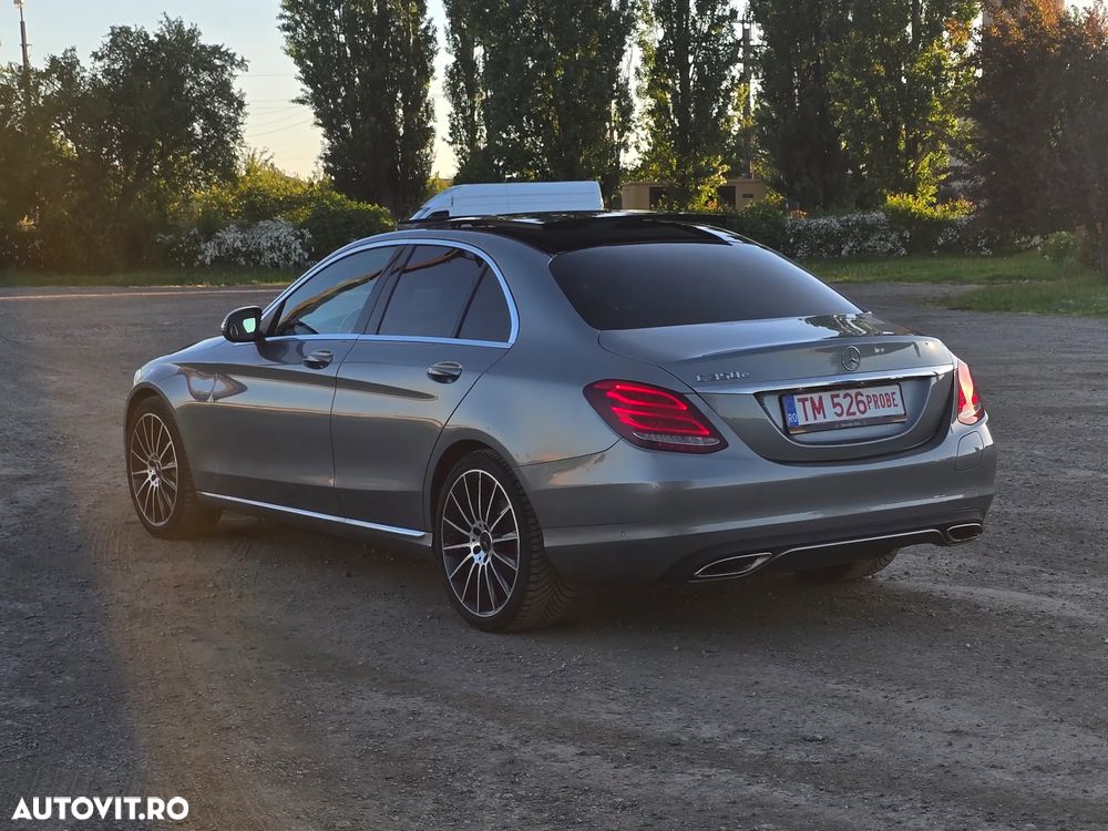 Mercedes-Benz C - 3