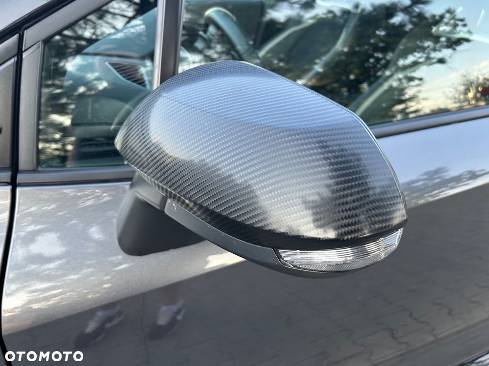 Toyota Corolla 2.0 Hybrid GR Sport Dynamic - 35