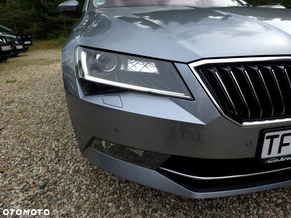 Skoda Superb 2.0 TDI Style - 30