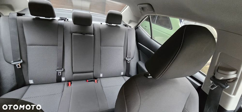 Toyota Corolla 1.6 Active - 9