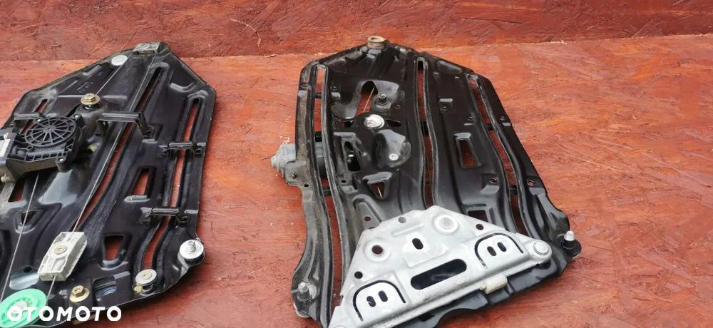 BMW E46 CABRIO PODNOŚNIK / MECHANIZM  SZYBY TYŁ LEWY / PRAWY NR. 8 215 274 OEM - 6