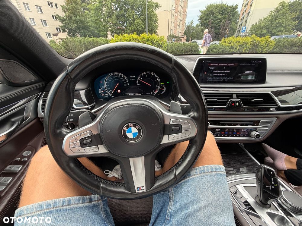 BMW Seria 7 740d xDrive - 19