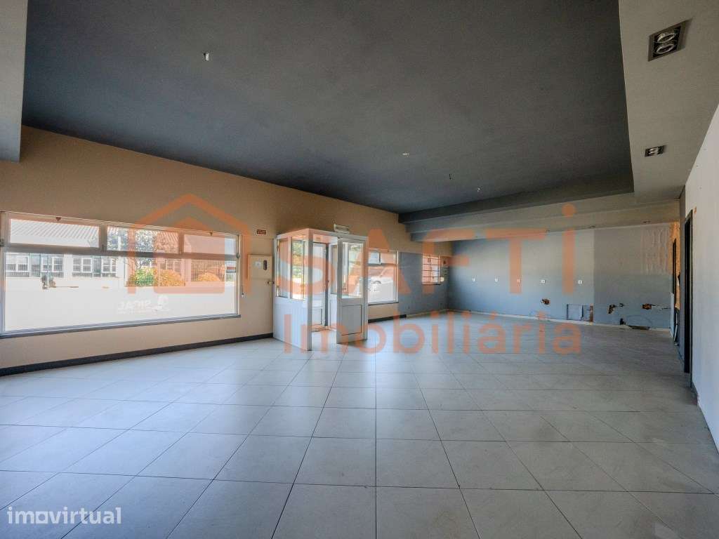 Espaço Comercial à Venda - Marinha Grande - Grande imagem: 3/19
