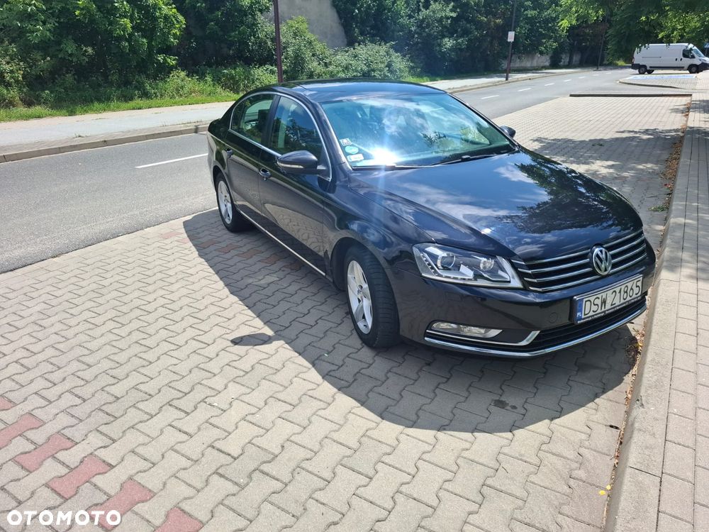 Volkswagen Passat - 3
